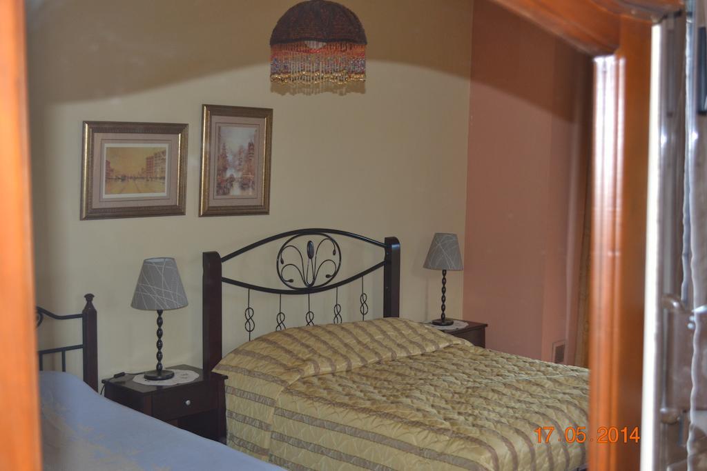 Hotel Mouson Melathron Elafina Camera foto