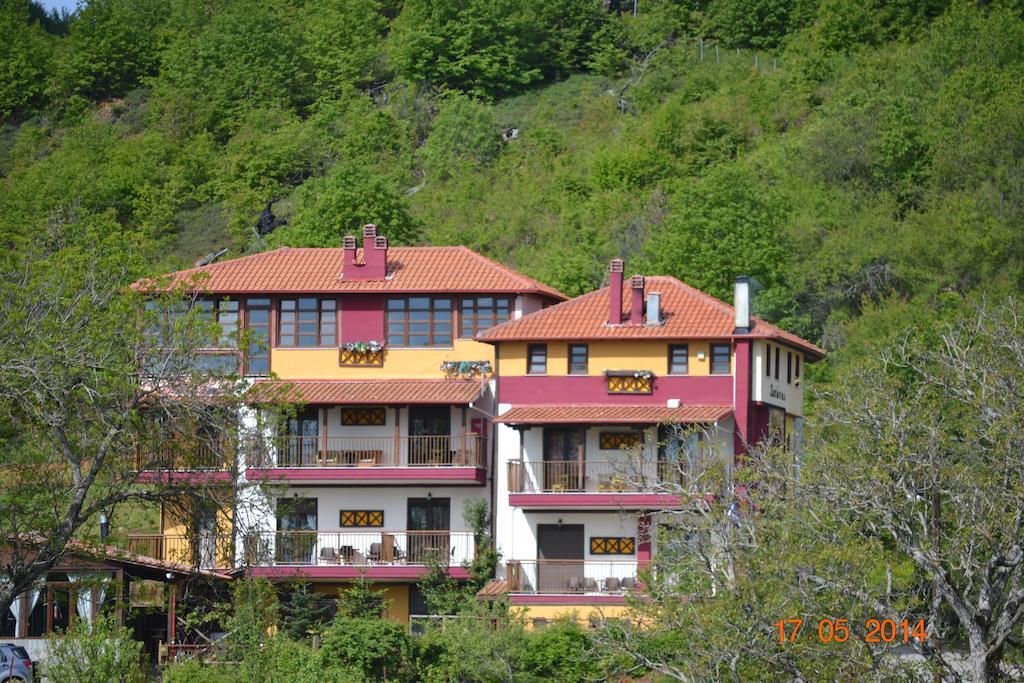 Hotel Mouson Melathron Elafina Esterno foto